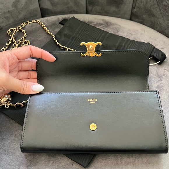 Celine Triomphe wallet on chain - Picture 5 of 11